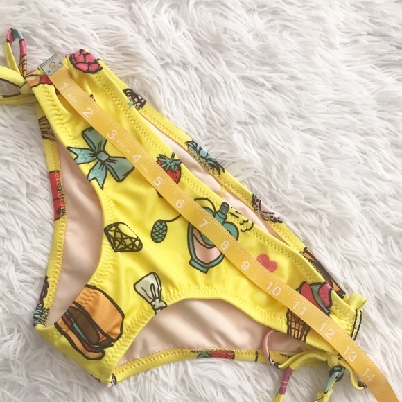 Wildfox Emoji Ruched Sides Bikini Bottoms NWT ✨ - Picture 5 of 6